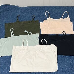 Bundle of 5 camis EUC sz small